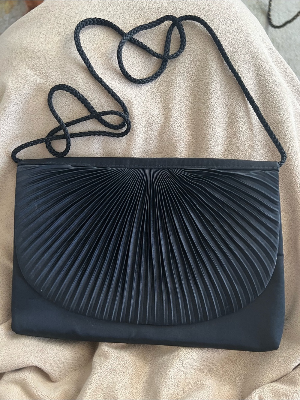 Vintage DOVER Black Satin Fan Pleated Evening Purse Shoulder Bag/Clutch